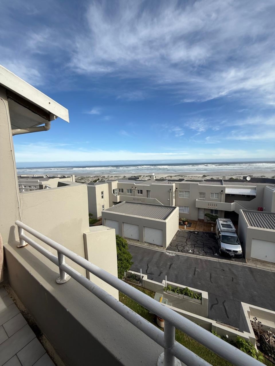 1 Bedroom Property for Sale in Van Riebeeckstrand Western Cape